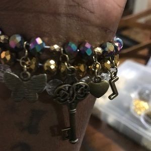 Beaded charm bracelet